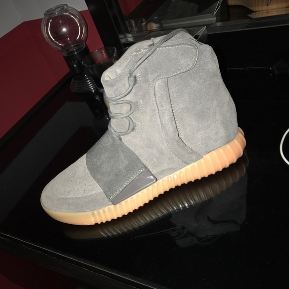 Yeezy boost 750 - Picture 2 of 4